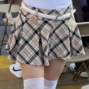 mini plaid pleated skirt 🖤